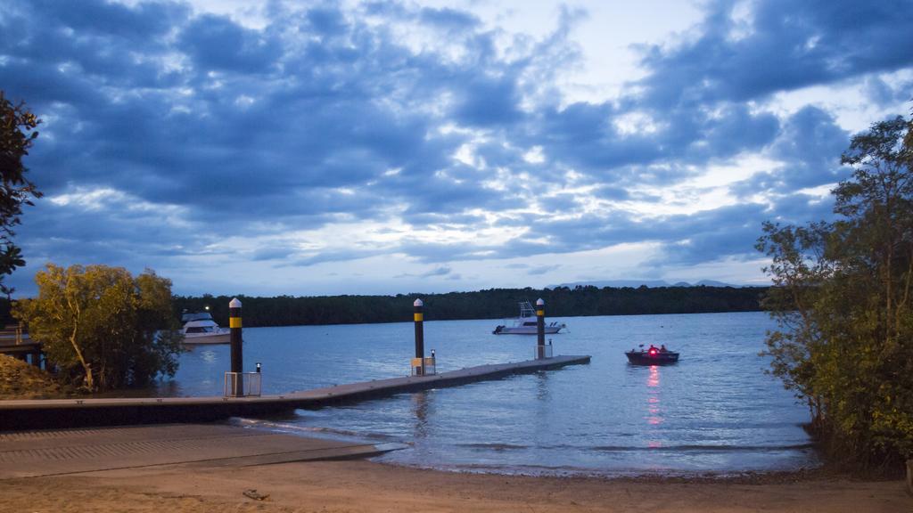 Hinchinbrook Marine Cove Resort Lucinda Kültér fotó