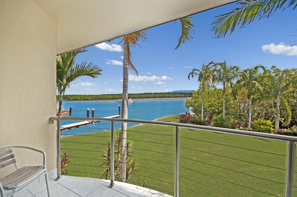 Hinchinbrook Marine Cove Resort Lucinda Kültér fotó