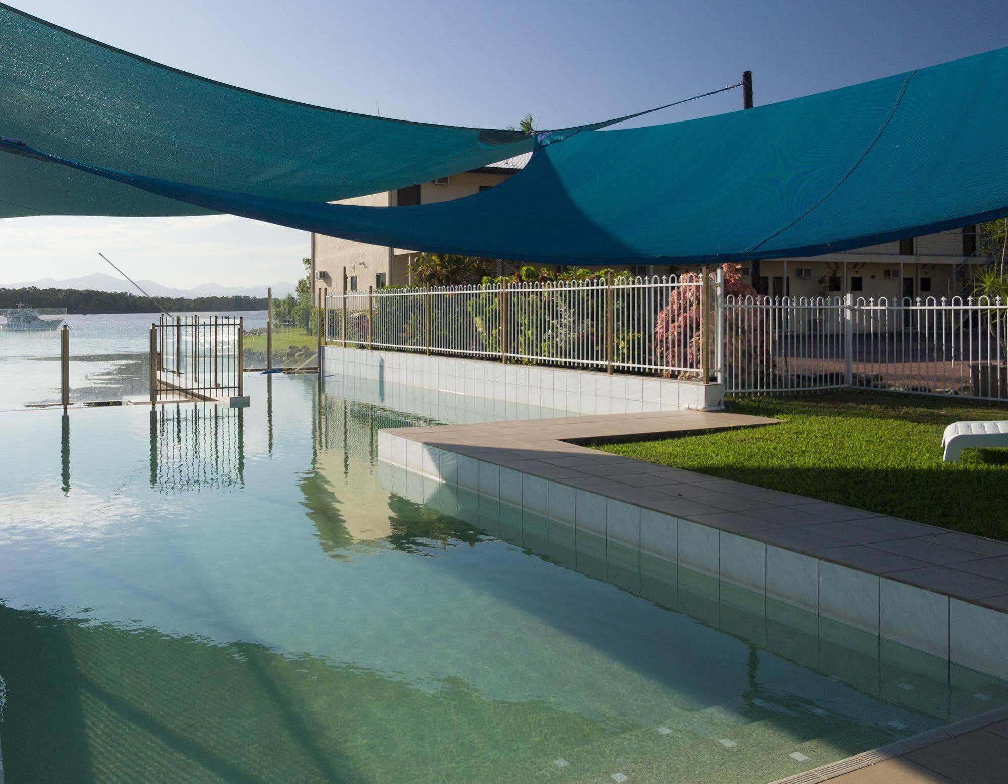 Hinchinbrook Marine Cove Resort Lucinda Kültér fotó