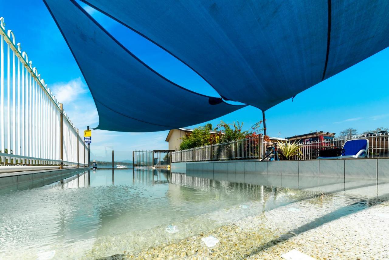 Hinchinbrook Marine Cove Resort Lucinda Kültér fotó