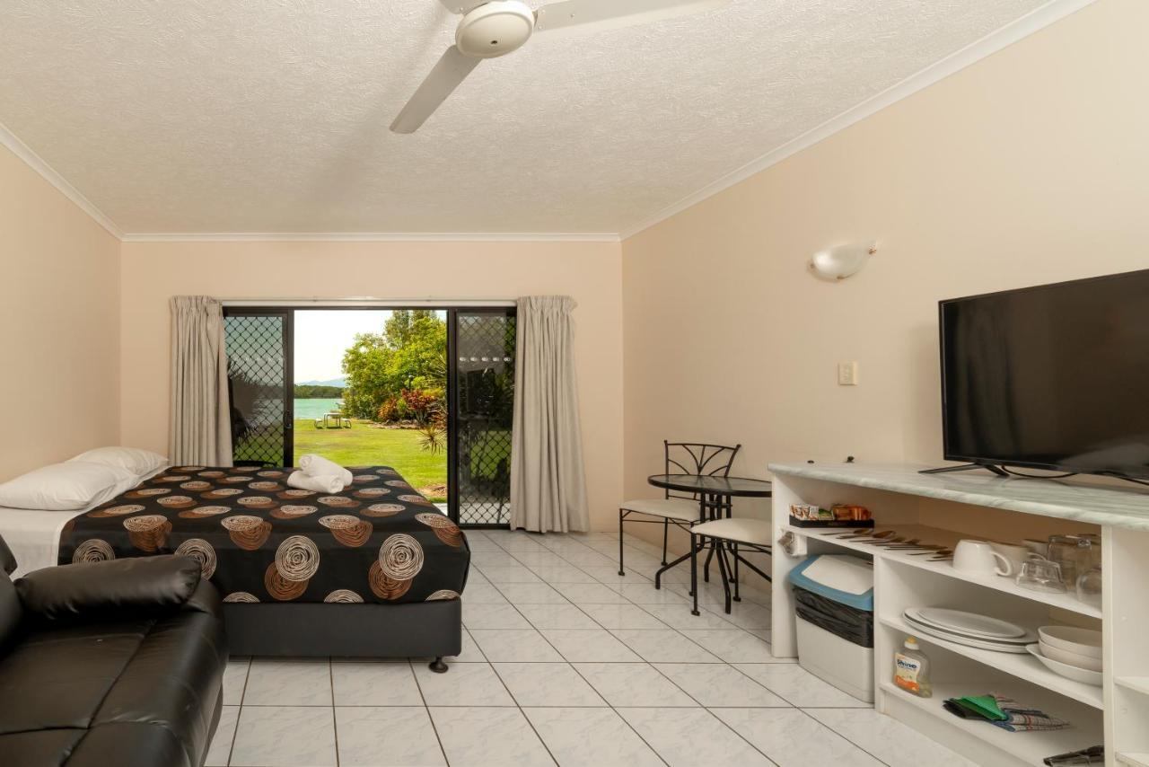 Hinchinbrook Marine Cove Resort Lucinda Kültér fotó